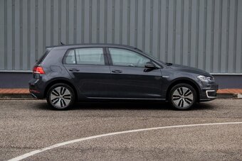 Volkswagen Golf e - 4