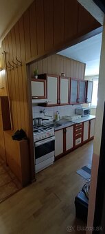 Kuchynská linka - 4