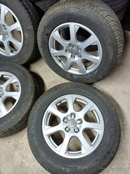 ❄️zimná 4ks alu disky orig. Audi 5x112 R17 pneu 235/65 r17 - 4