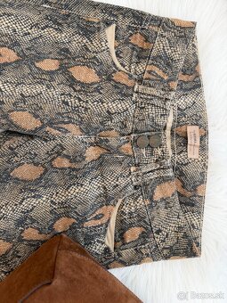 Dámske 3/4 nohavice s hadím vzorom, 36 - 4