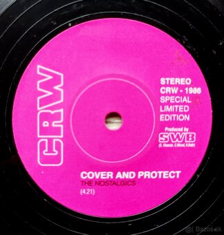 6 originálních podtácků jako gramodesky, průměr 10 cm - 4