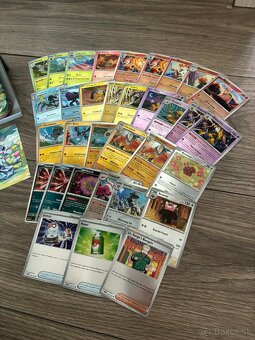 Pokémon Tin 2 - 4