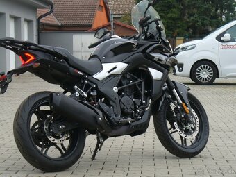 Voge 300 i DS - 4