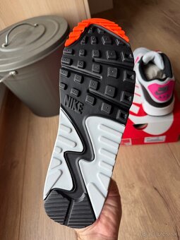 Nike Air Max 90 - 4