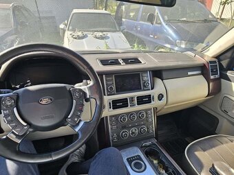 Land Rover Range Rover (2011) - 4