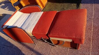 3 stare drevene lavice a rozkladacie kreslo - 4