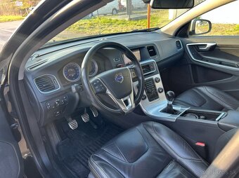 Volvo v60 D4 120kw M6 R-Design 5valec - 4