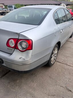 Predám náhradné diely na Volkswagen Passat b6 2.0tdi BKP - 4