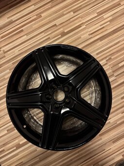 Originál AMG 21" disky - 4