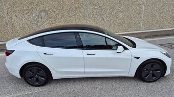 TESLA 3 LONG RANGE 2/2022 FACELIFT 366KW 4X4 odpočet DPH - 4