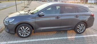 Hyundai i30 CW 1.4 TGDI 103KW Family - 4