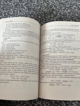 Maturita knihy - Slovenský jazyk a literatúra, Chémia - 4