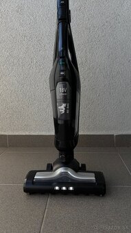 Tyčový vysávač Rowenta 2 v 1 - 4
