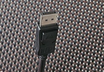 Redukcia Display port - HDMI - 4