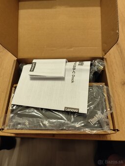 Lenovo ThinkPad Universal USB-C Dock - 4