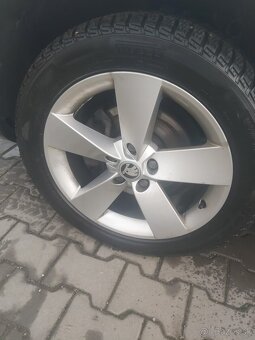 Predám hliníkové disky s gumami - 4