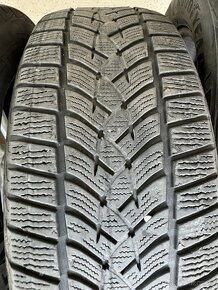 Zimné pneu GoodYear 23560R18 - 4