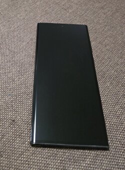 Samsung Galaxy S22 Ultra 12/256 GB - 4