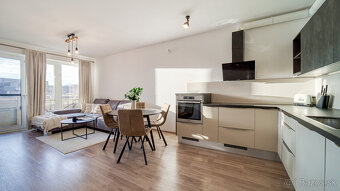 Moderný kompletne zariadený 2 izb byt s balkónom, pivnicou a - 4