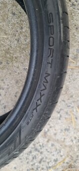 Letné Dunlop 255/35 r20 - 4
