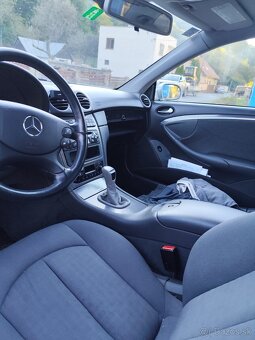 Mercedes Benz vlk 240 - 4