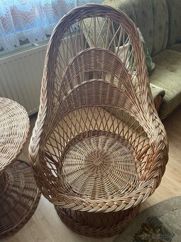 Ratanový stôl a kreslá - 4