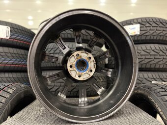 Antracitové R17 5x112 6,5J ET28 - 4