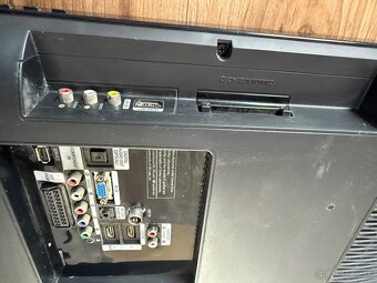 Samsung televízor 82cm LCD HD 32 - 4