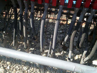 Predám sejačku 3m záber. - 4