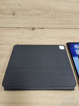 Apple iPad Pro 12.9 palcovy 6.generacia + Apple keyboard - 4