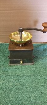 Žehličky,mlynčeky liatinové - 4