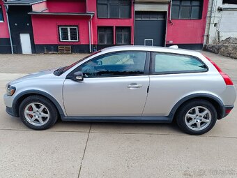 Volvo C30, 1,6 benzín,r .v. 4/2007, manual, 101 PS - 4