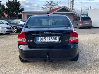 Volvo S40, 1.6D 80kwVYHŘEV.SEDNOVÁ STK - 4