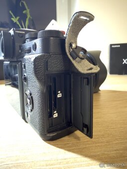 Fujifilm X-T3 + veľa príslušenstva - 4