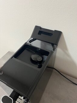 Predám automaticky kávovar Beko - 4