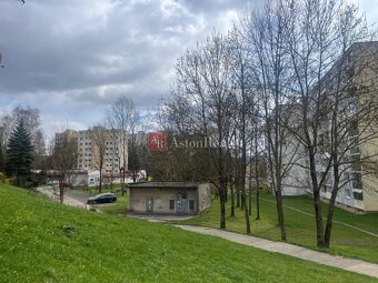 NA PREDAJ: 1 izb. byt 31,50 m2, 2 posch. Ďumbierska, BB - 4