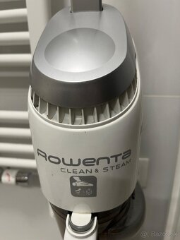 Parnÿ vysávač Rowenta Clean & Steam - 4