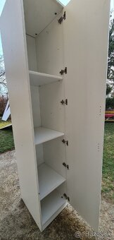 Predám potravinovú skriňu v230 x d45 x h55cm - 4