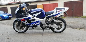 SUZUKI GSX-R 600 K3 r.v.2003 - 4