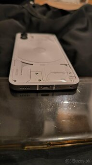 NOTHING PHONE 2 - 256GB/V ZARUKE - 4
