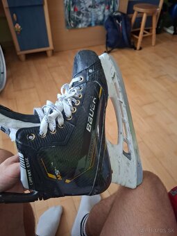 Predám hokejové korčule - 4