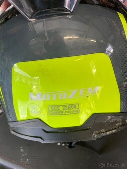 Moto helma - 4