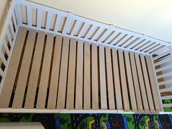 Posteľ so zabranou 200x90 - 4