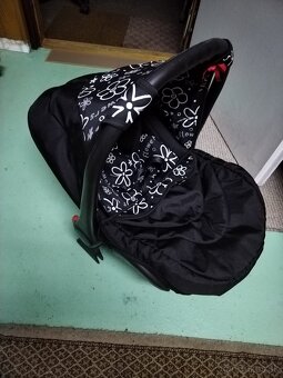 Postielka, stolicka, autosedacka. - 4