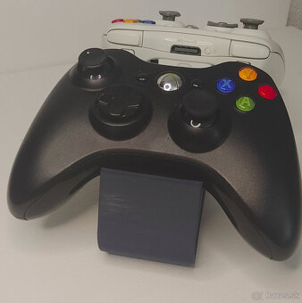 Držiaky na herné ovládače - 4