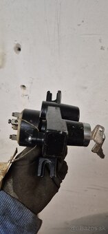 Predam spinaciu skrinku na Trabant 601 - 4