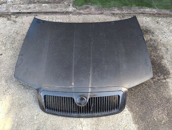 Predná časť Škoda Superb 1 - 4