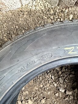 Nokian 205/60r16 - 4