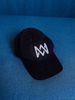 Marcus and Martinus merch (mikina, šiltovka, kniha) - 4