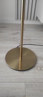 Elegantná stojaca lampa - 4
